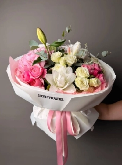 Buchet Iubire Înflorită