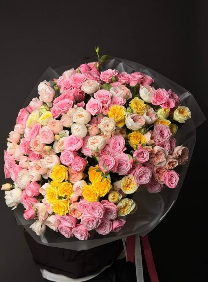 Buchet Explozie de Trandafiri