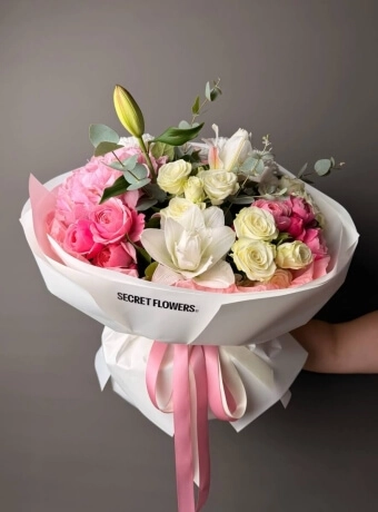 Buchet Iubire Înflorită